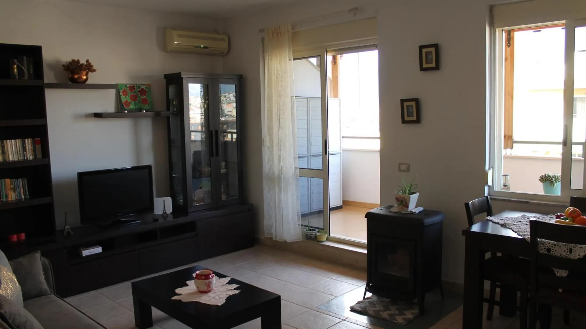 Cosy Rooftop Central Apartment At Pazari I Ri Tirana